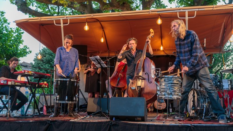 Des Fourmis dans les mains et du baume au cœur