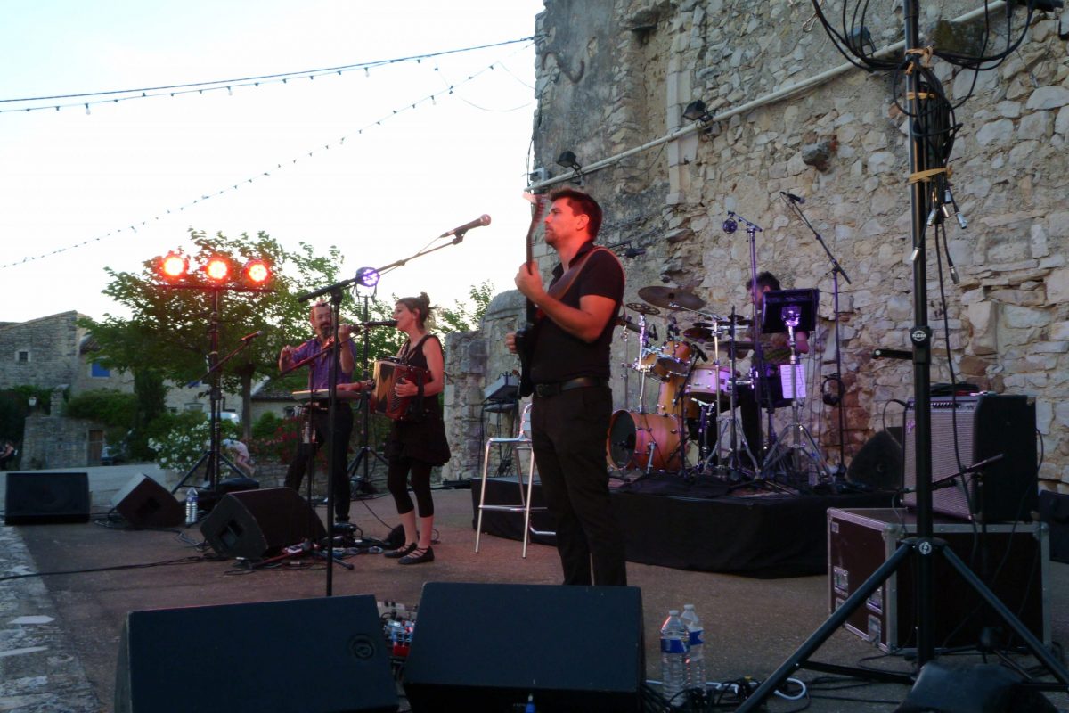 Lavach&rsquo; enflamme la nuit sauzillarde