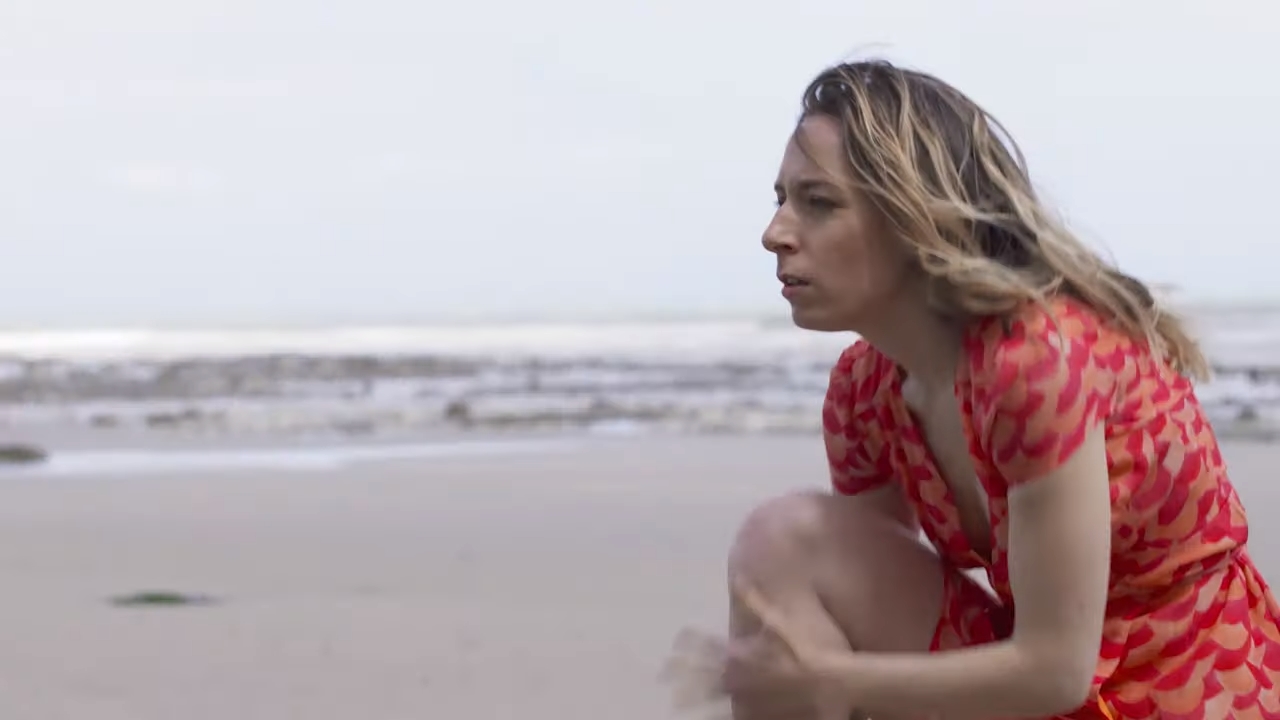 Marie-Claire Neveu surfe sur la vague