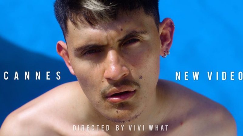 Un clip cannois pour Romane Santarelli