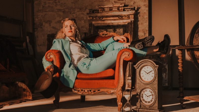 EP du dimanche : Mary Bach – Du sens SVP