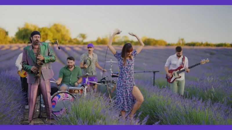 Clip : Deluxe – Acoustik Moustache « Tududu »