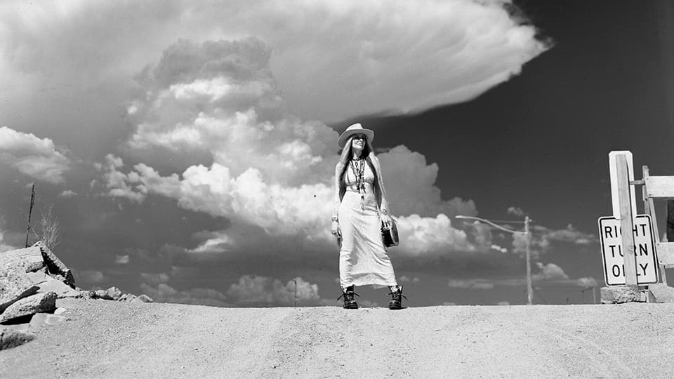 Chloé Trujillo : Rain [CLIP]