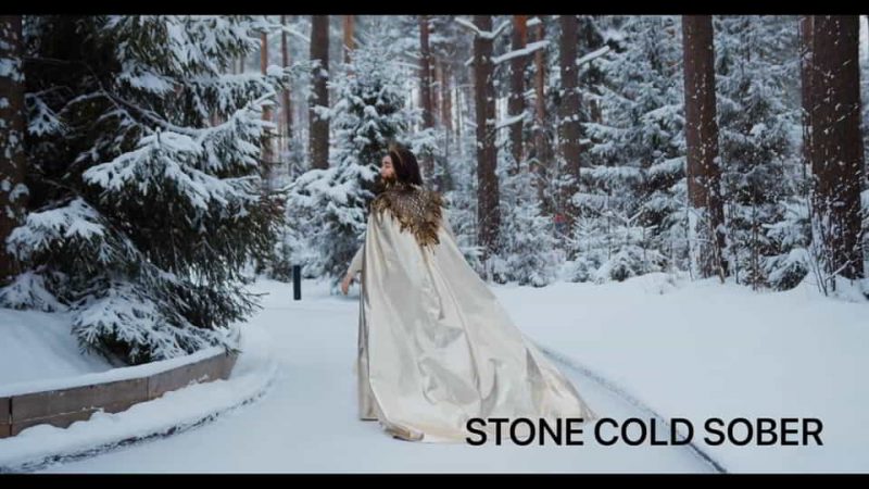 Chloé Trujillo & Rav Medic : STONE COLD SOBER [CLIP]