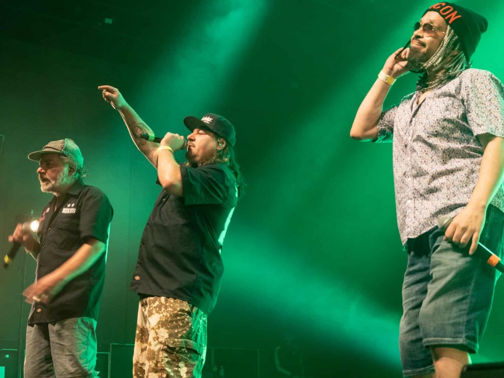 Nikus Pokus, Gérard Baste et Xavier lors du concert Svinkels + Ultramoule au Transbordeur le 14 décembre 2022