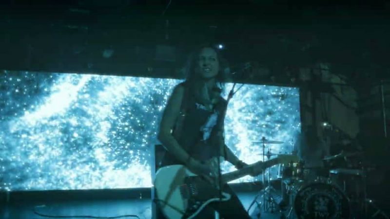 Tarah Who? : The Showdown [CLIP]