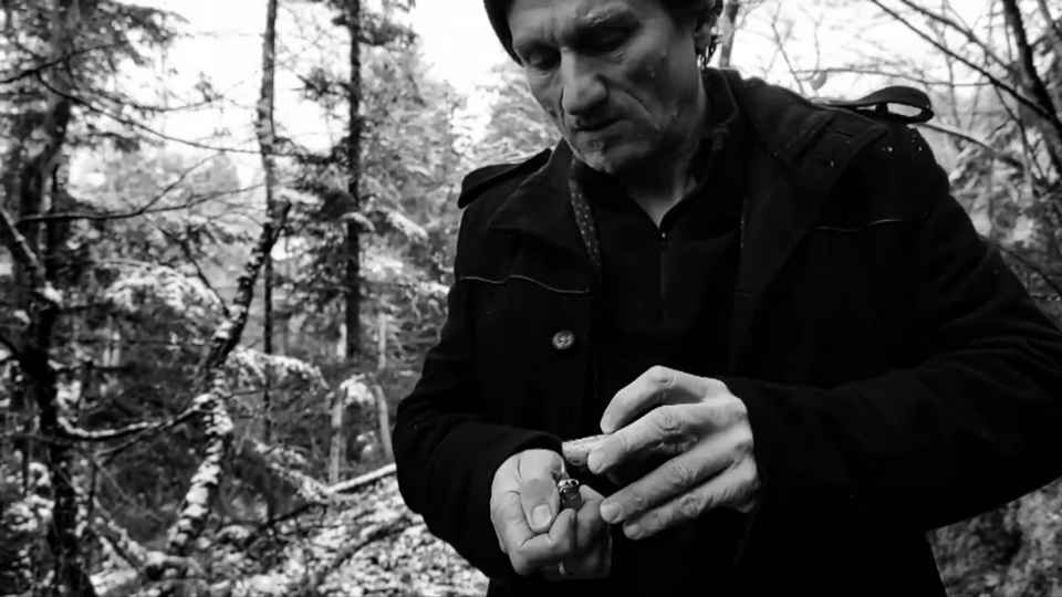 Clip&nbsp;: Des Fourmis dans les mains – Silence