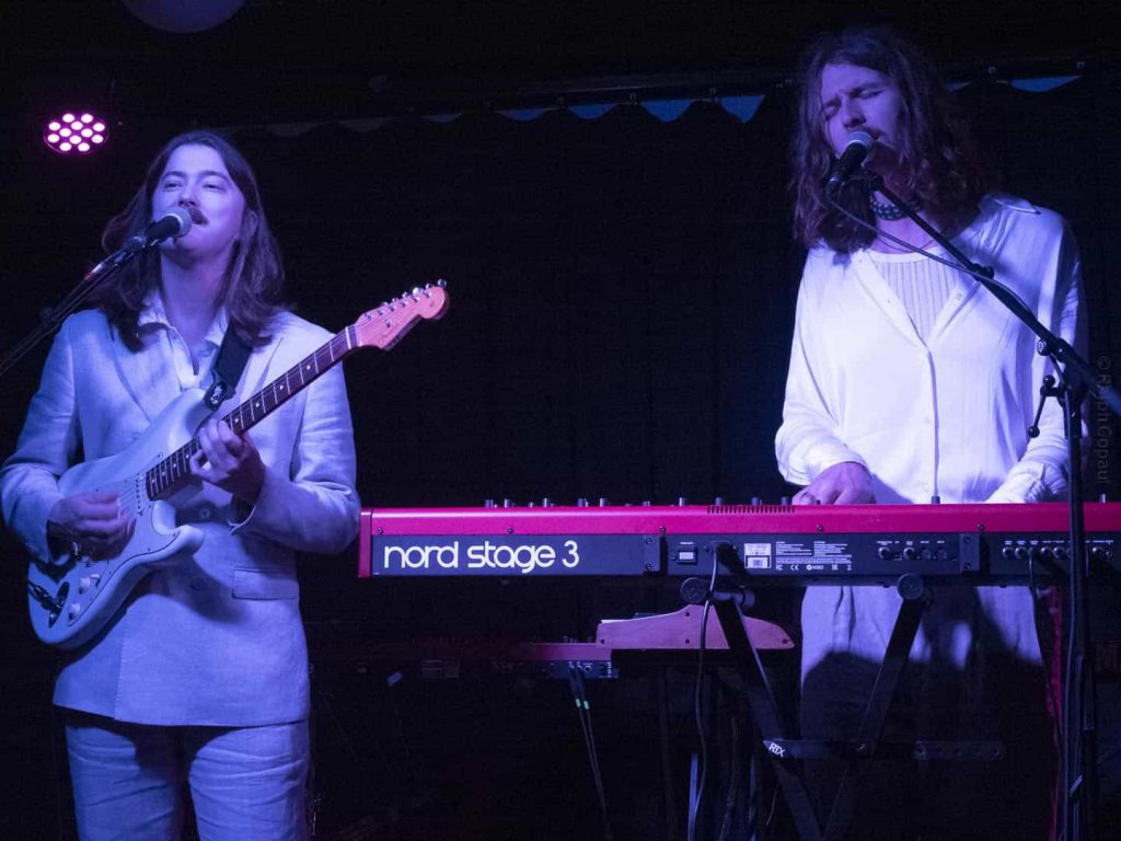 Tomode par Ralph Gopaul