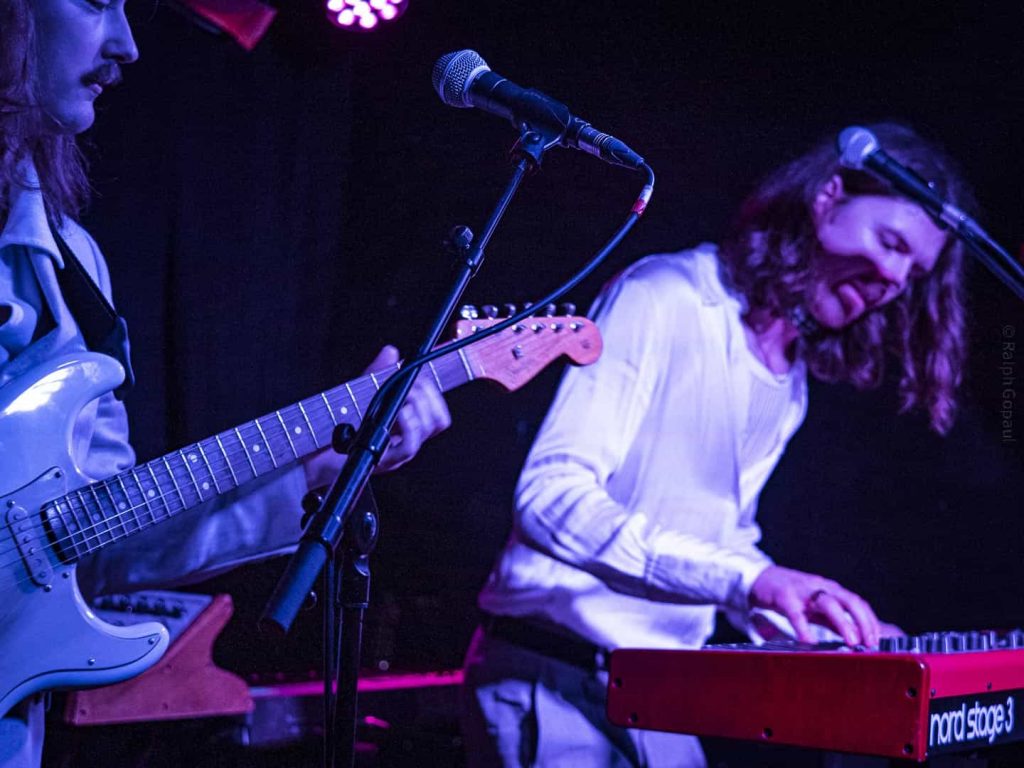 Tomode par Ralph Gopaul