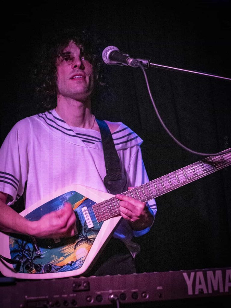 Charlotte Fever par Ralph Gopaul