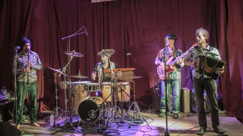 Concert : Milo Batie Afrofolk Quartet chez les Zythonautes