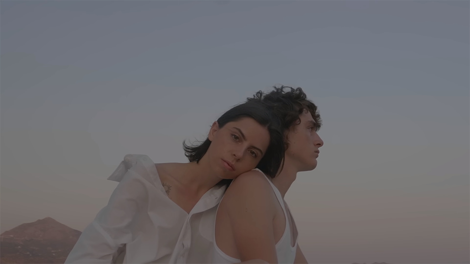 Adèle & Robin : Je te vois partout [CLIP]