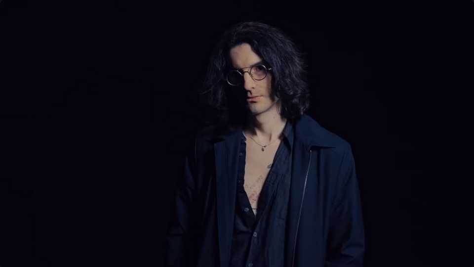 Clip : Louis Arlette – Lapis Lazuli