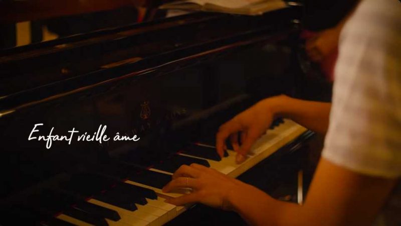 Clip : Nawel Dombrowsky & Estelle Meyer – Enfant vieille âme