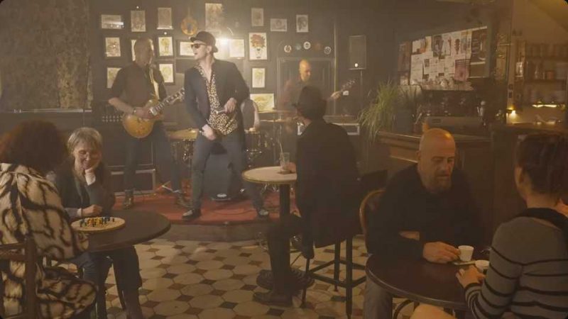 Clip : Le Baratin de la joie – Yaourt à la fraise