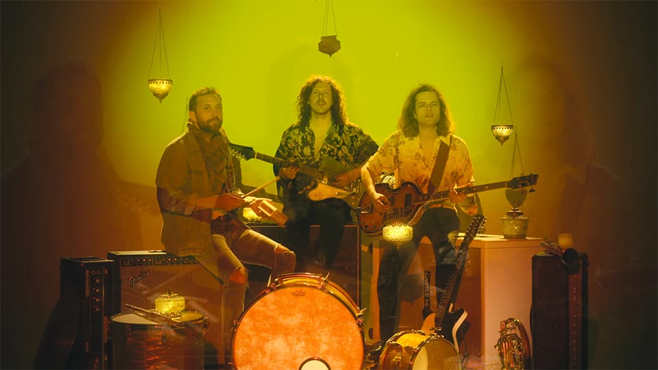 The Wow Signal : For Miles Ahead [CLIP]