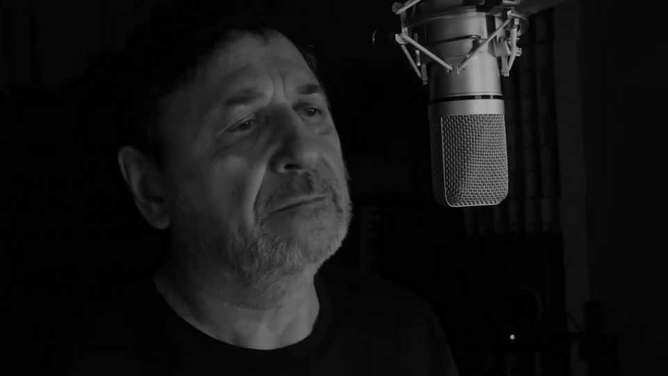 Clip : Loussine – La Douleur fait moins mal que la fin