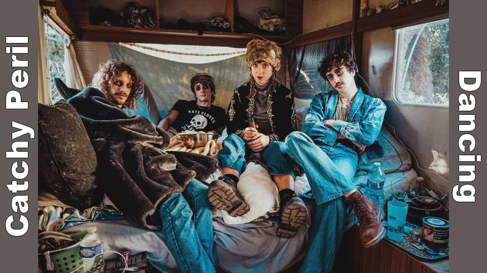 Clip : Catchy Peril – Dancing